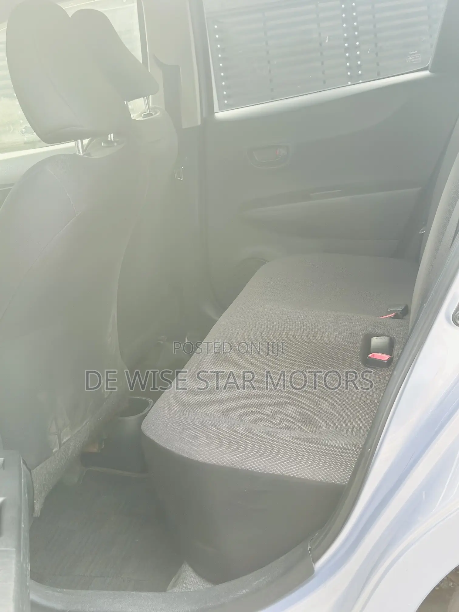 Toyota Vitz 1.5 FWD 3dr 2012