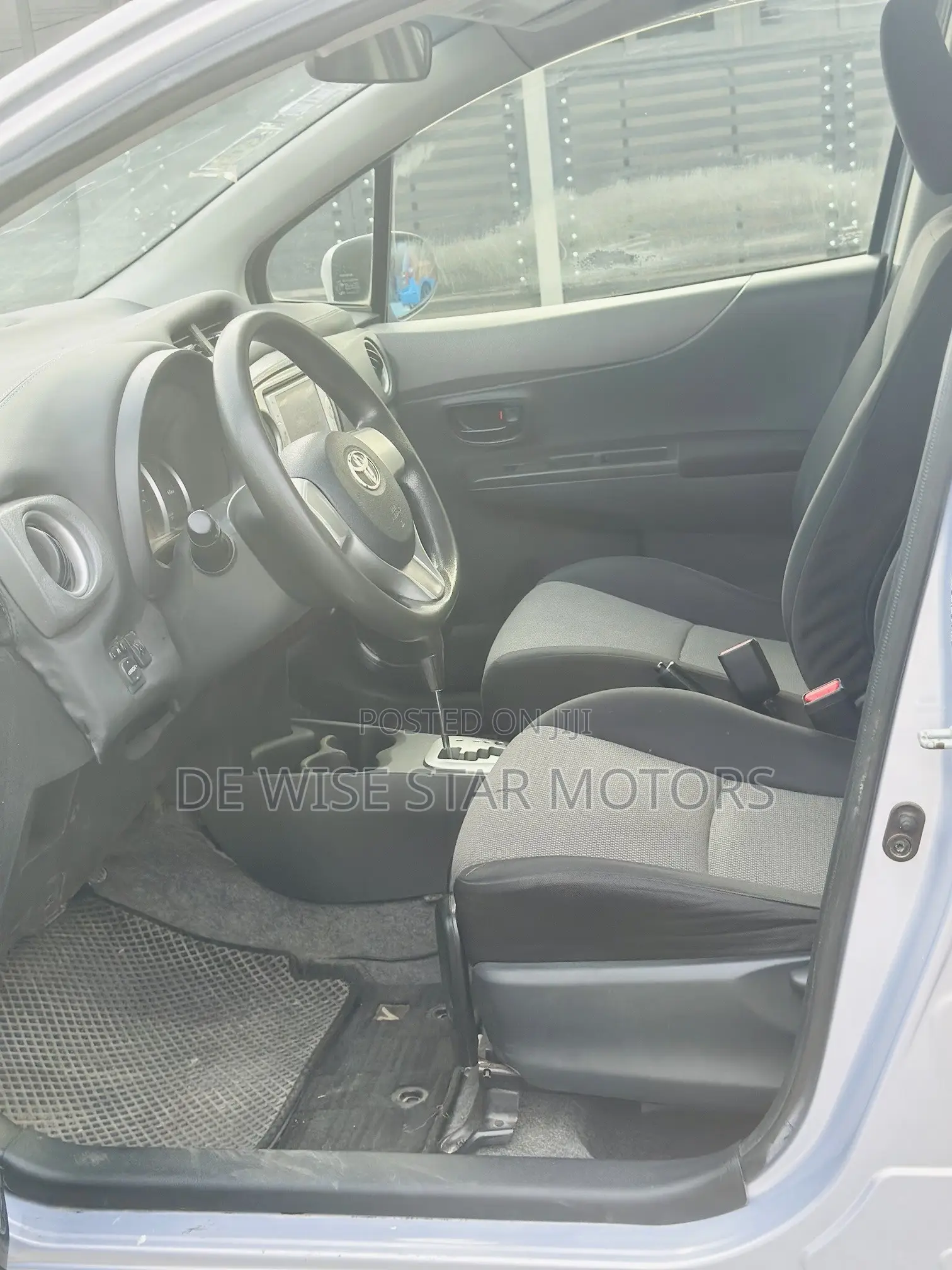 Toyota Vitz 1.5 FWD 3dr 2012