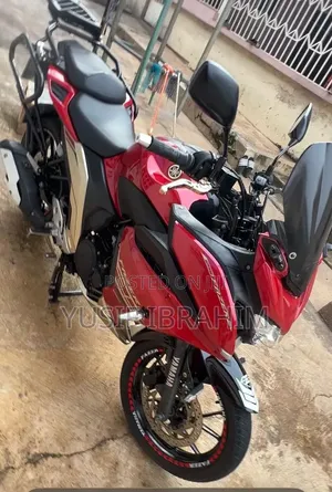 Yamaha FZ 2015 Red