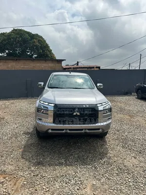 Mitsubishi L200 2024 Gray