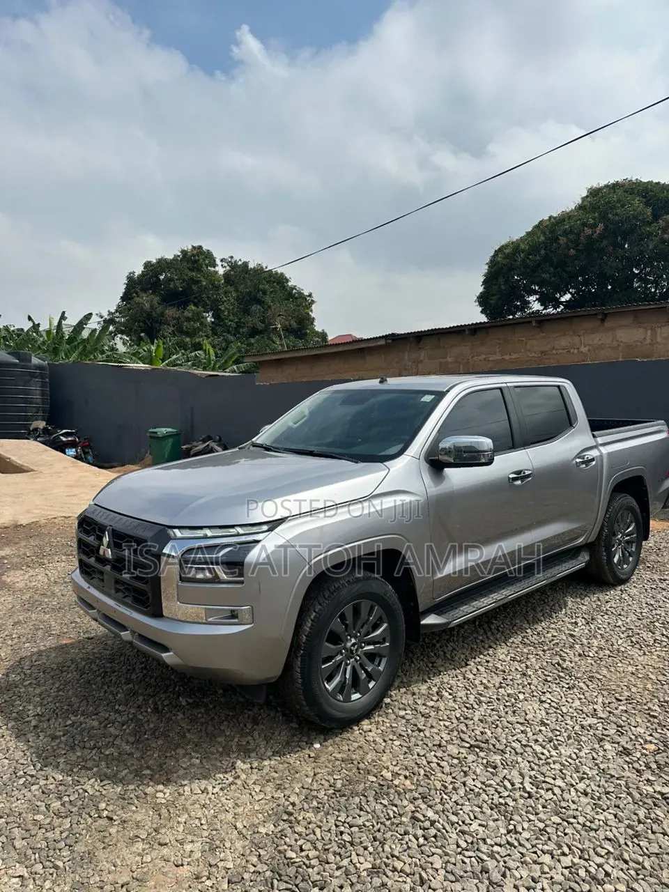 Mitsubishi L200 2024 Gray