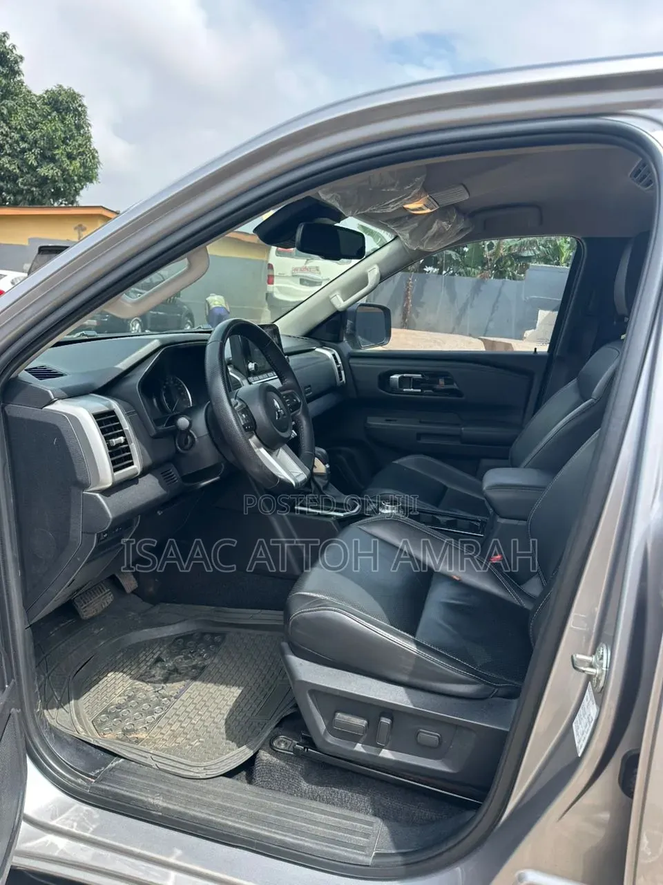 Mitsubishi L200 2024 Gray