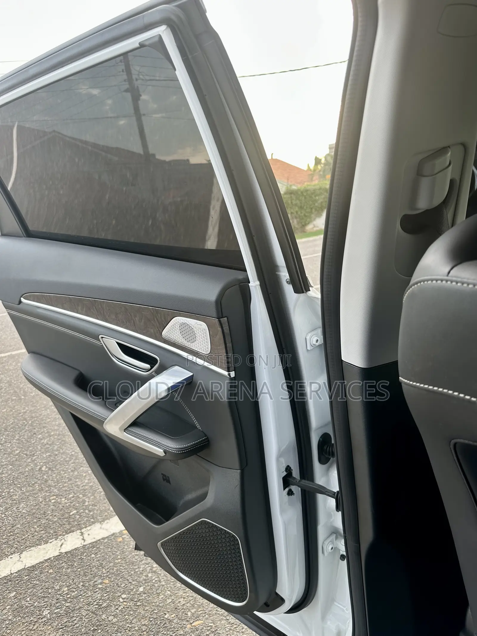 Jetour X70 Plus 2021 White