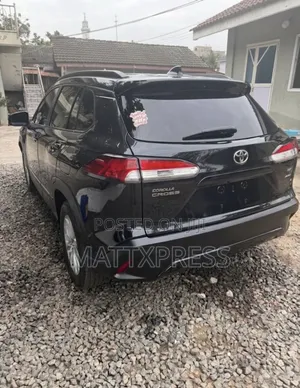 Toyota Corolla Cross 2.0 Petrol AWD 2022 Black