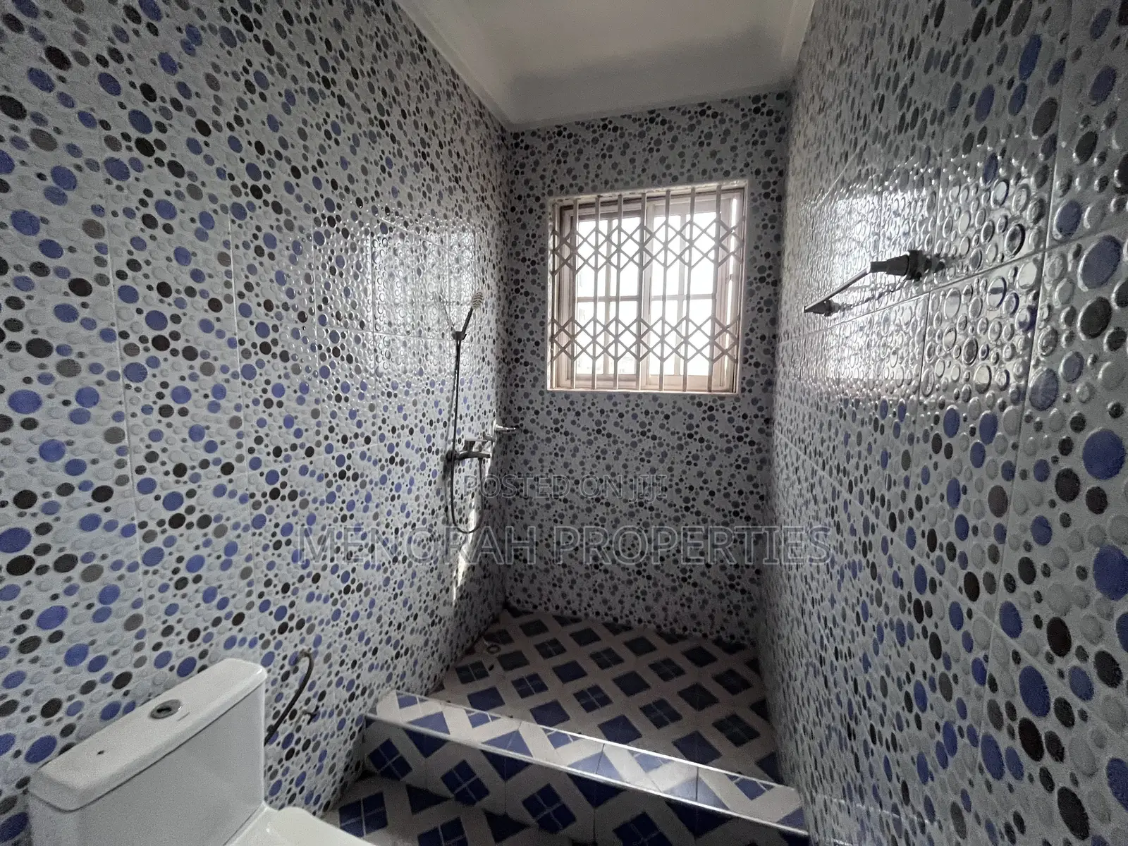 2bdrm Apartment in Adenta Amrahia for rent