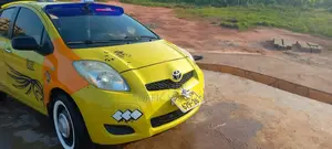 Toyota Yaris 2009 Yellow