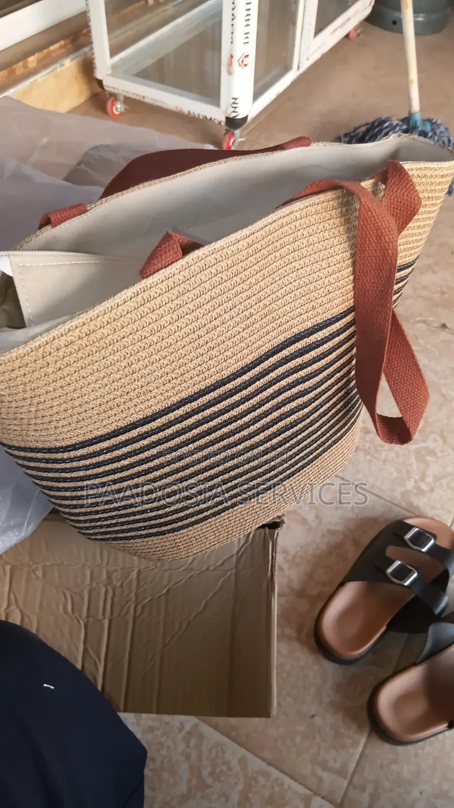 Summer Straw Tote Bag .