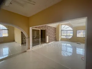 4bdrm Maisonette in Okpoigonno, Baatsona Total for sale