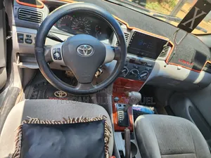 Toyota Corolla 2006 Gray