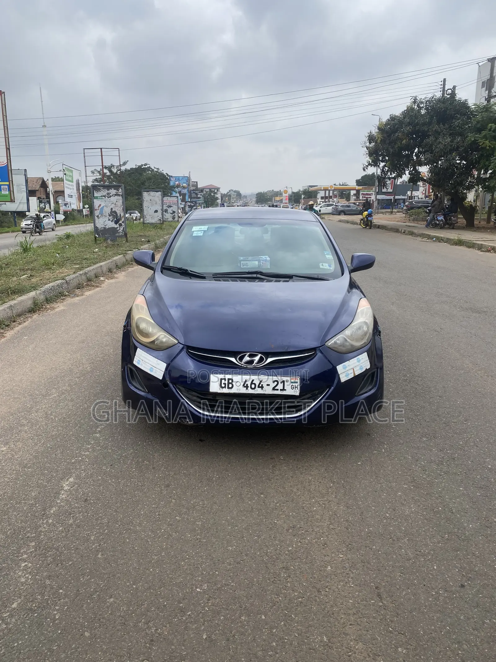 Hyundai Elantra for Rent With Professional Driver