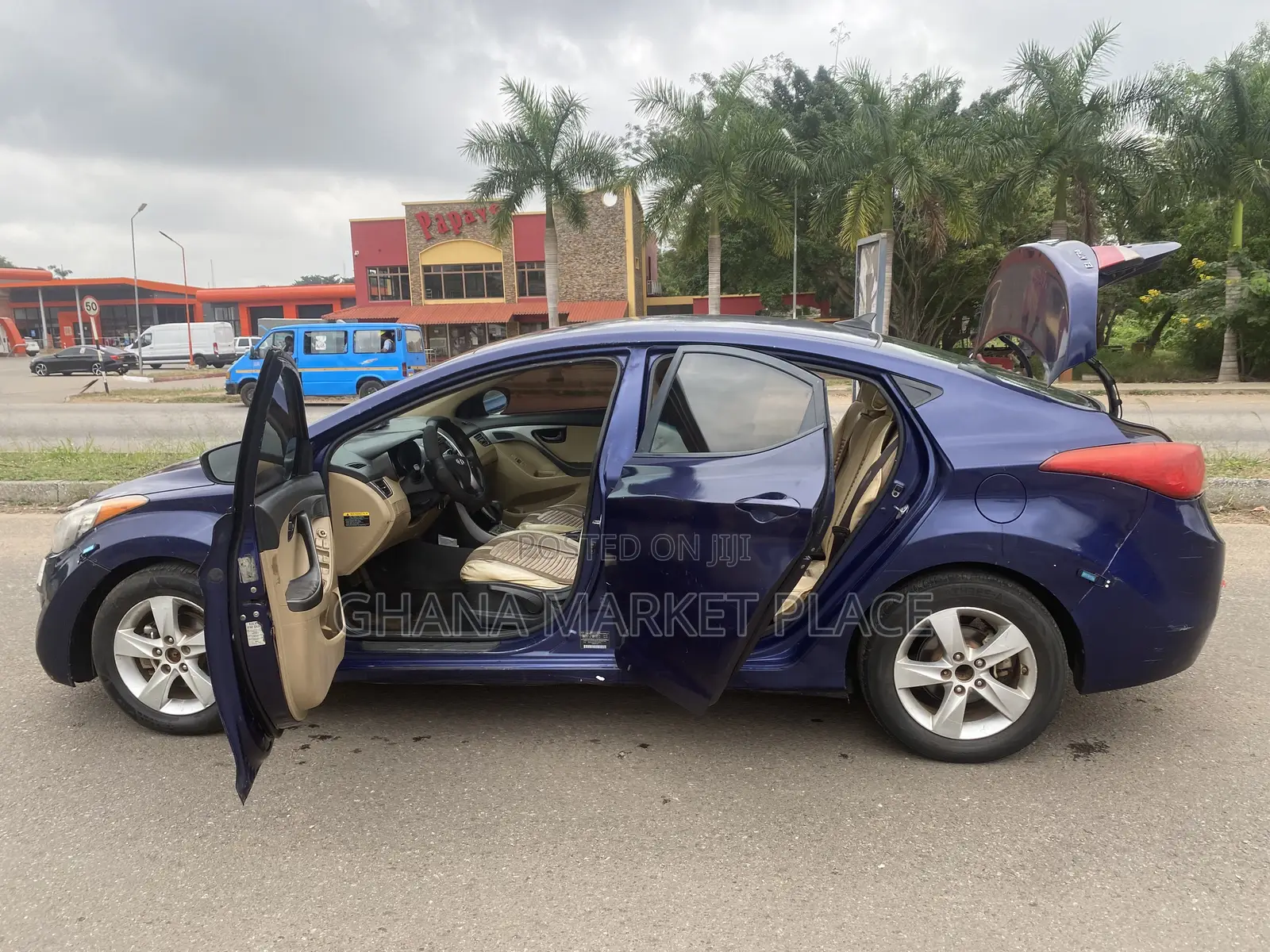 Hyundai Elantra for Rent With Professional Driver