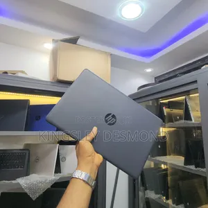 Laptop HP 250 G7 4GB Intel Core i3 SSD 128GB