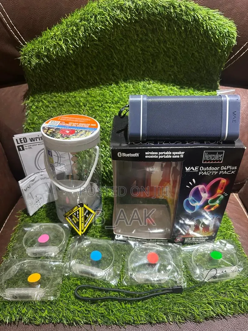 Hercules WAE Outdoor 04Plus Party Pack Rechargeable Bluetooth Speaker