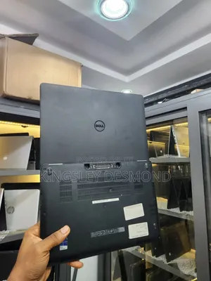 Laptop Dell Latitude E7270 12GB Intel Core i7 SSD 256GB