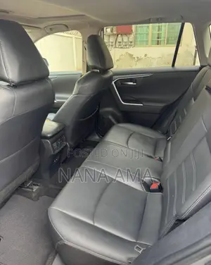 Toyota HiAce 2021 Grey
