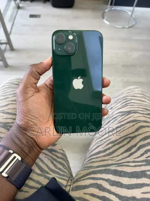 Apple iPhone 13 128 GB Green