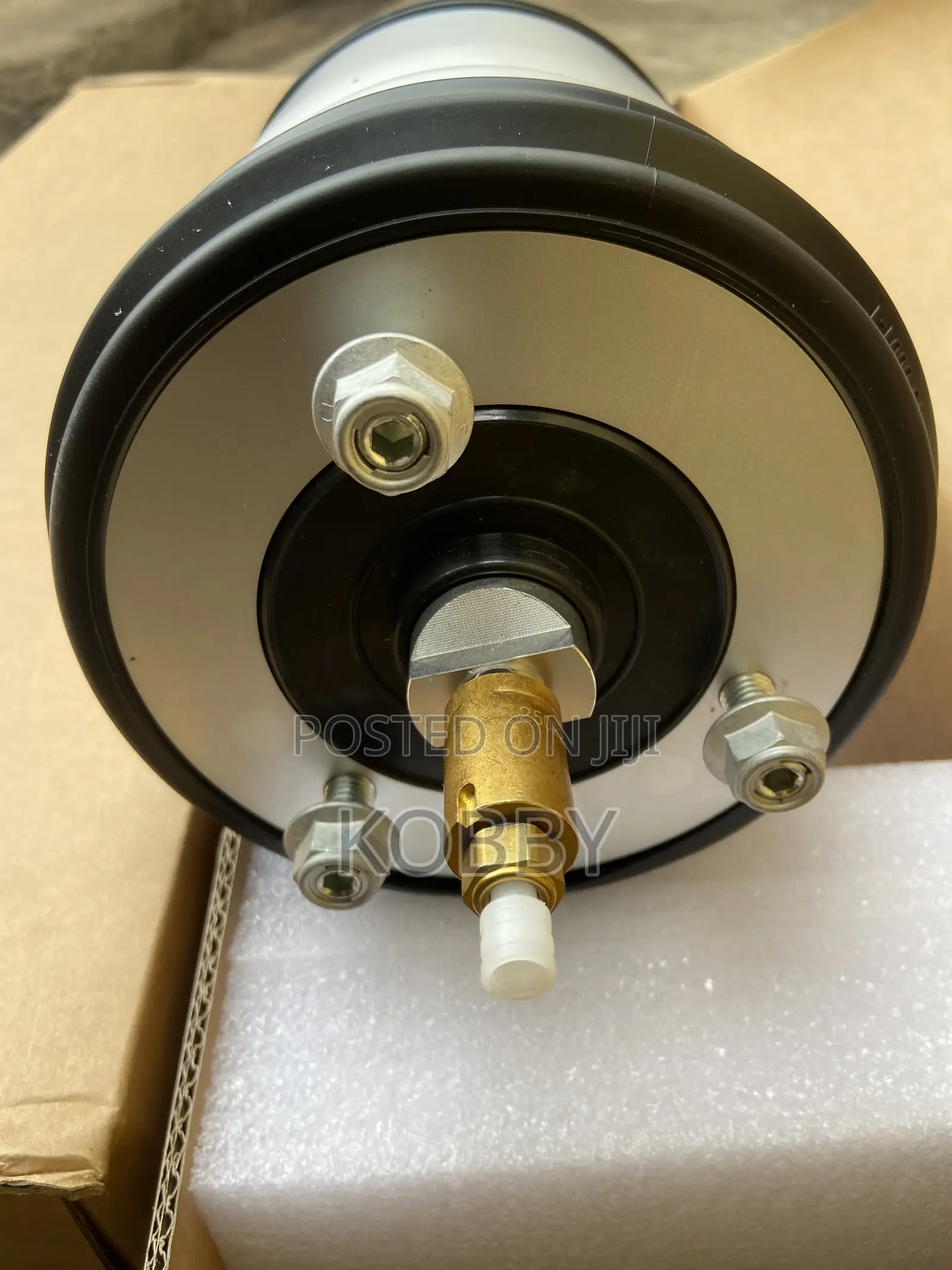 RAM 2013,2014,2015,2016,2017,2018,2019,2020 Front Air Suspension Shock