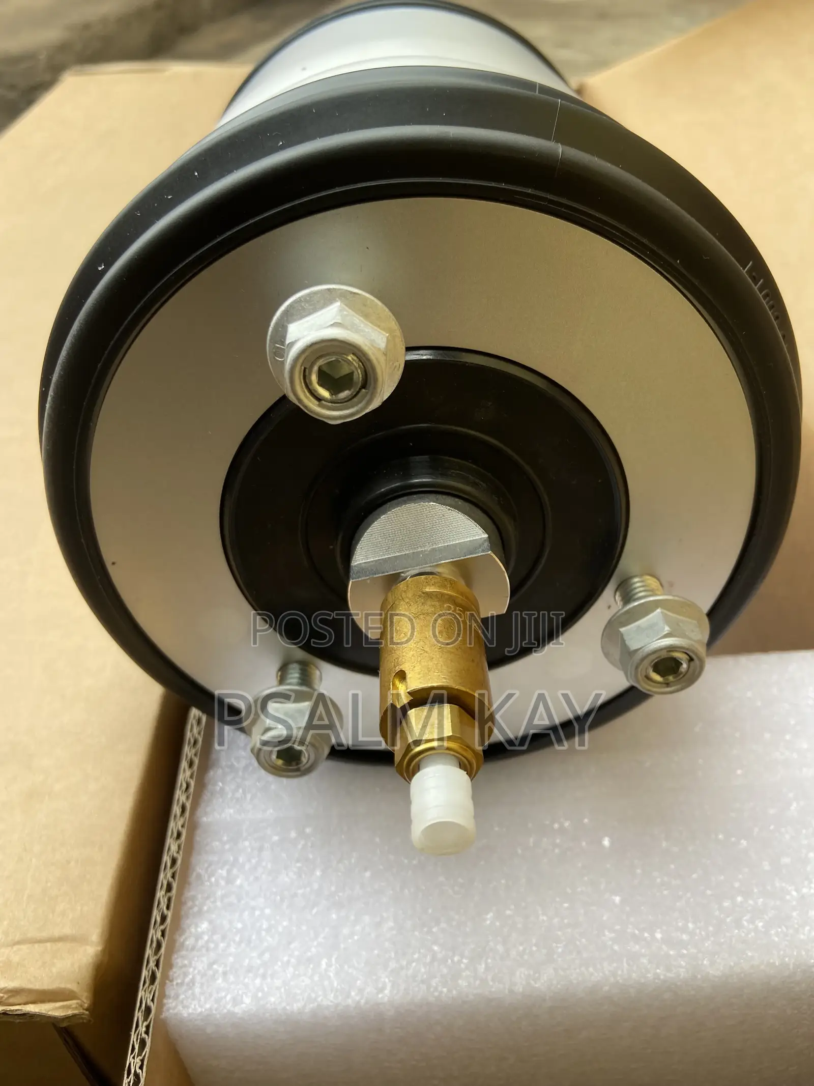 RAM 2013,2014,2015,2016,2017,2018,2019,2020 Front Air Suspension Shock