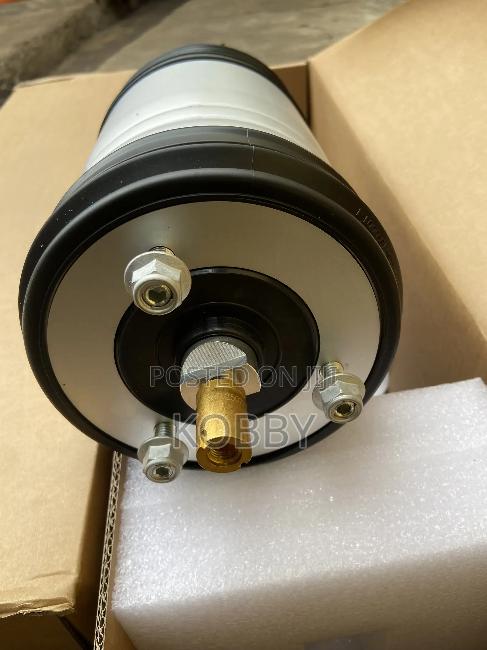 RAM 2013,2014,2015,2016,2017,2018,2019,2020 Front Air Suspension Shock