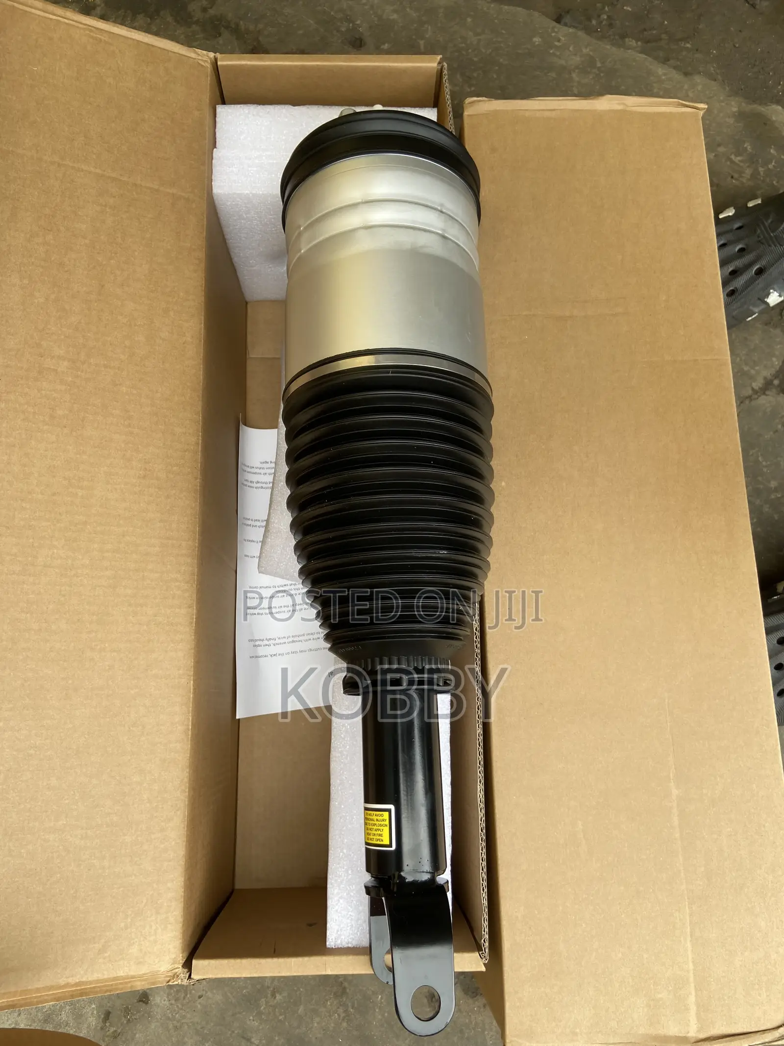 RAM 2013,2014,2015,2016,2017,2018,2019,2020 Front Air Suspension Shock