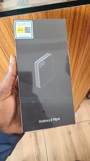 New Samsung Galaxy Z Flip6 256 GB Black