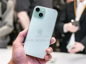New Apple iPhone 15 256 GB Green