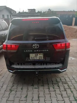 Toyota Land Cruiser 4.0 V6 GX 2015 Black