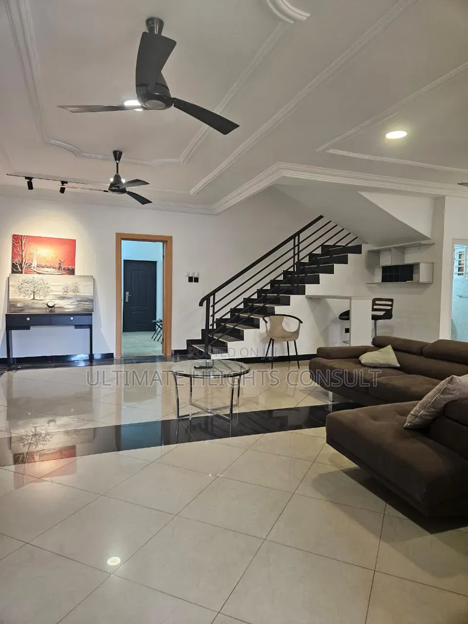 4bdrm House in School Junction for rent