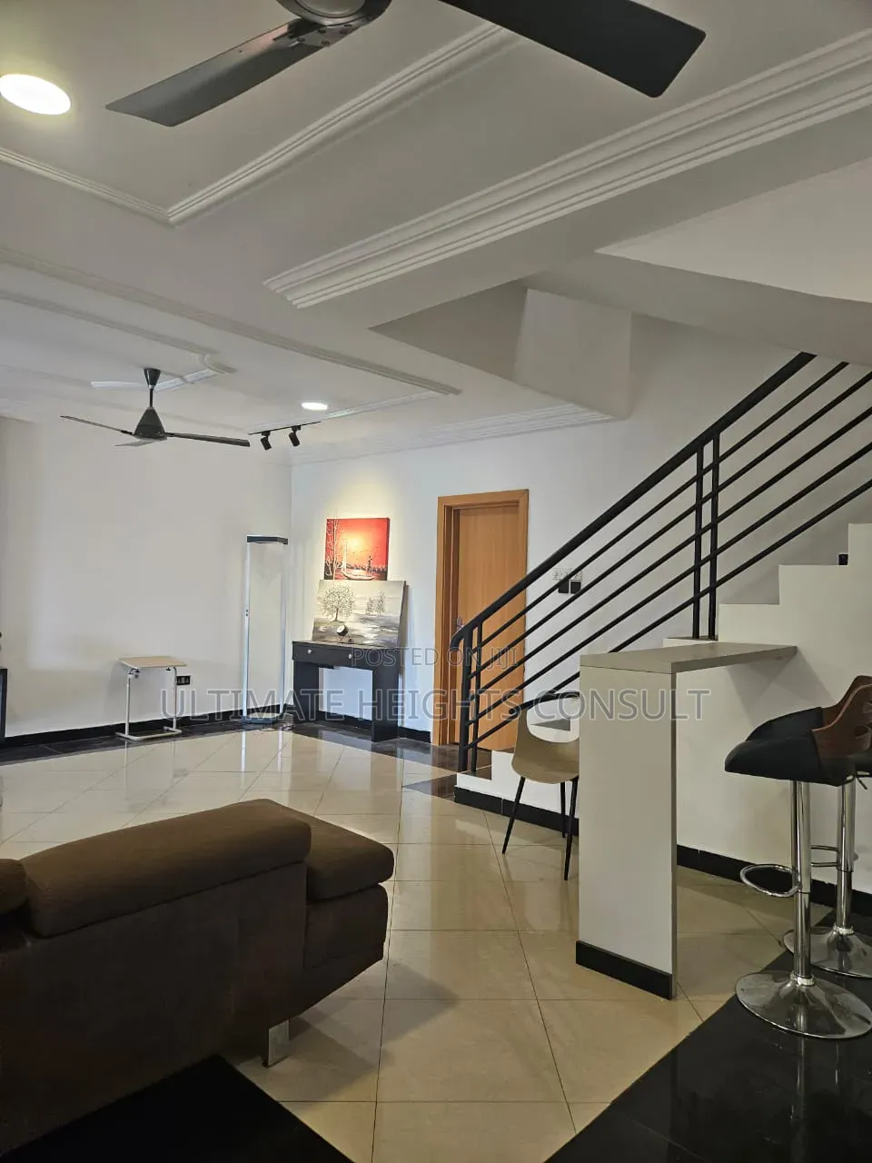 4bdrm House in School Junction for rent