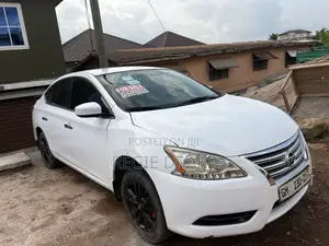 Nissan Sentra SV 4dr Sedan (1.8L 4cyl CVT) 2014 White