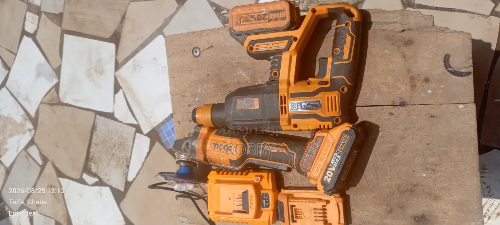Cutting Machine and Drilling With Batteries and Charger