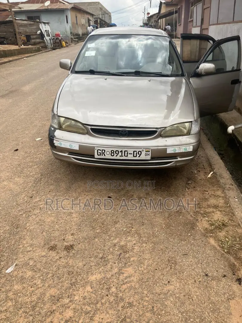 Toyota Corolla Sedan Automatic 1998 Silver