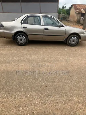 Toyota Corolla Sedan Automatic 1998 Silver