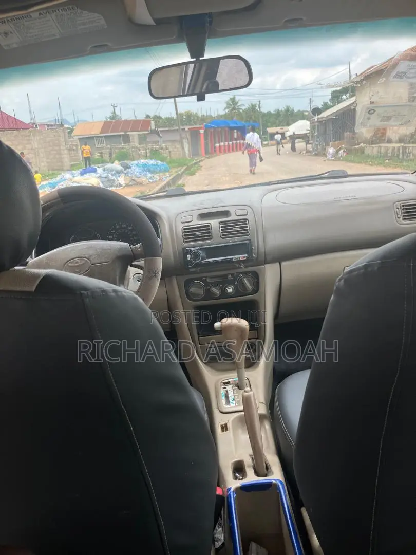 Toyota Corolla Sedan Automatic 1998 Silver