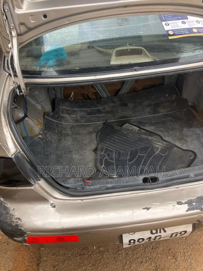 Toyota Corolla Sedan Automatic 1998 Silver