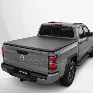 Premium Leather Pickup Truck Bed Cover for Nissan Navara / Frontier