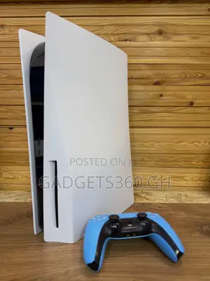 Sony PlayStation 5 Standard 825GB (Old Edition Used)
