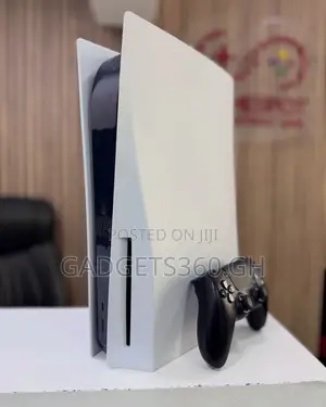 Used Sony PlayStation 5 Standard 825GB (Disc Edition)