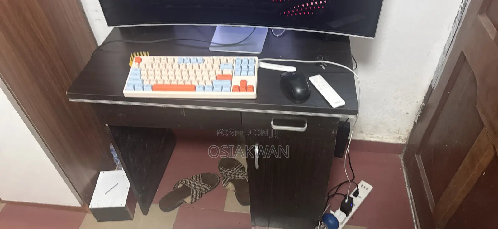 Office Desk