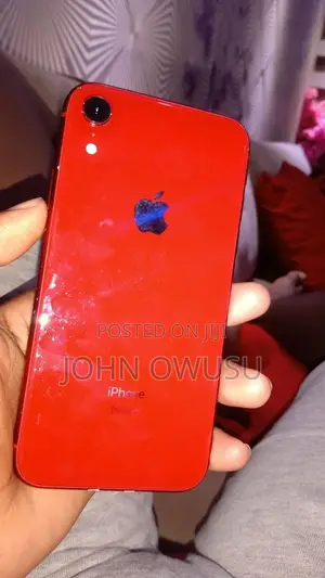 Apple iPhone XR 64 GB Red