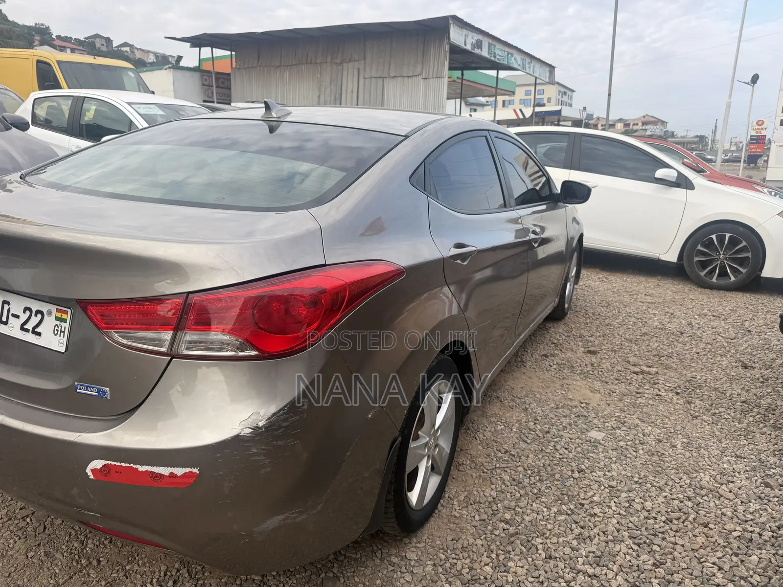 Hyundai Elantra GLS Sedan FWD (1.8L 4cyl 6M) 2013 Brown