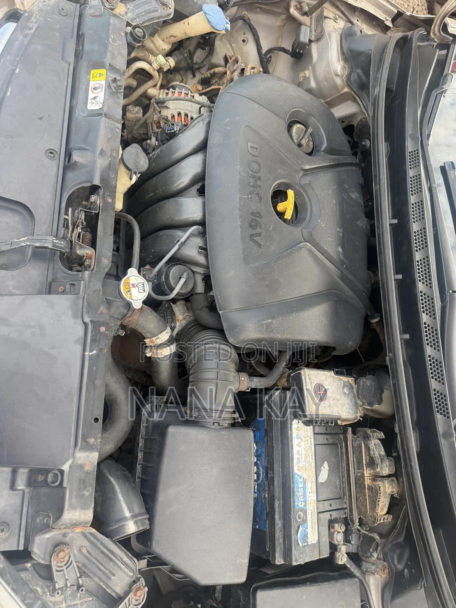 Hyundai Elantra GLS Sedan FWD (1.8L 4cyl 6M) 2013 Brown