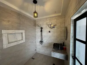 Short Stay Rooms Available in Serene Environment