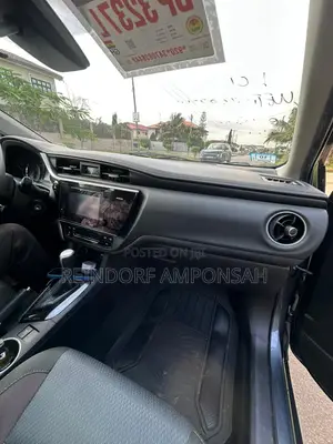 Toyota Corolla 2017 Gray