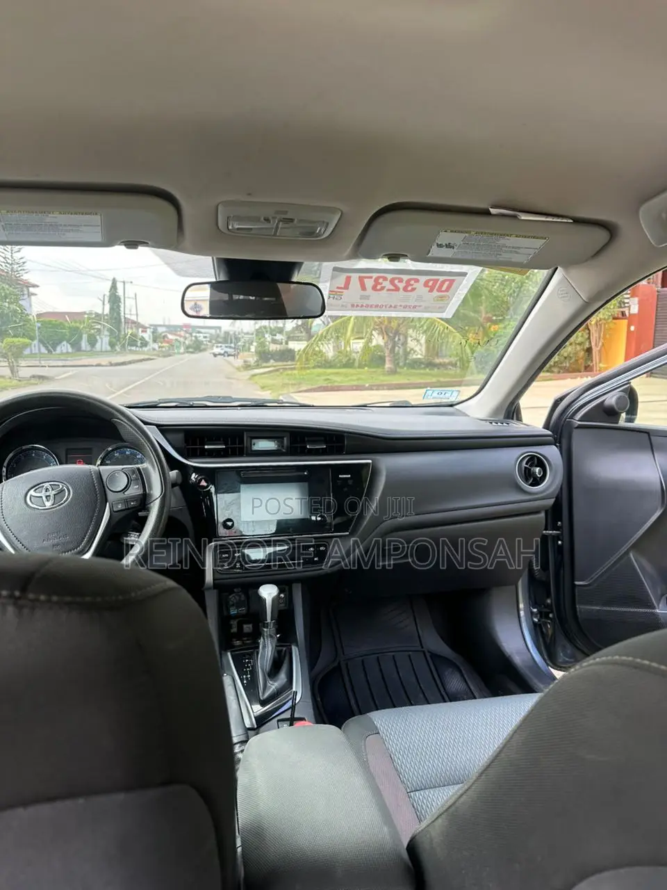 Toyota Corolla 2017 Gray