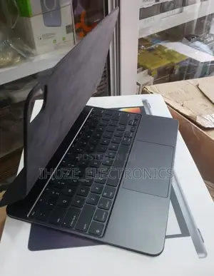 13inch Magic Keyboard for iPad Pro M4/M5 (Preowned)