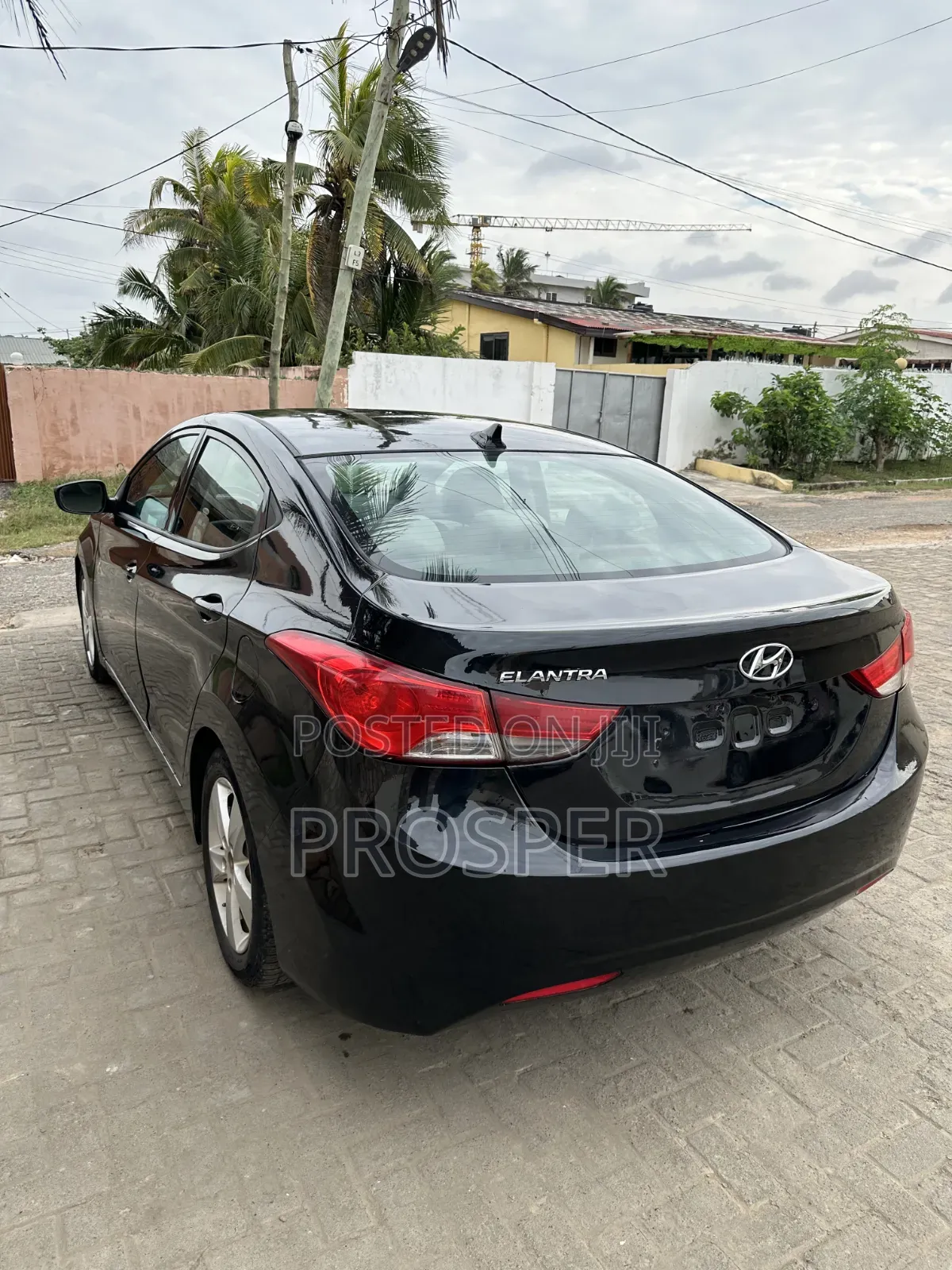 Hyundai Elantra GLS Sedan FWD (1.8L 4cyl 6A) 2013 Black