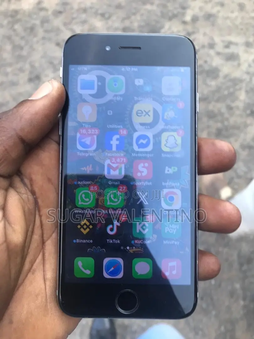 Apple iPhone 6s 128 GB Gray