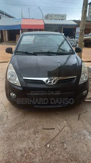 Hyundai i20 1.2 Kappa Petrol with Dual VTVT (MT) 2010 Black