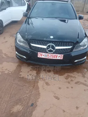 Mercedes-Benz C250 2014 Black